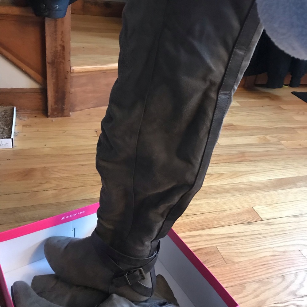 Brand new just fab boots